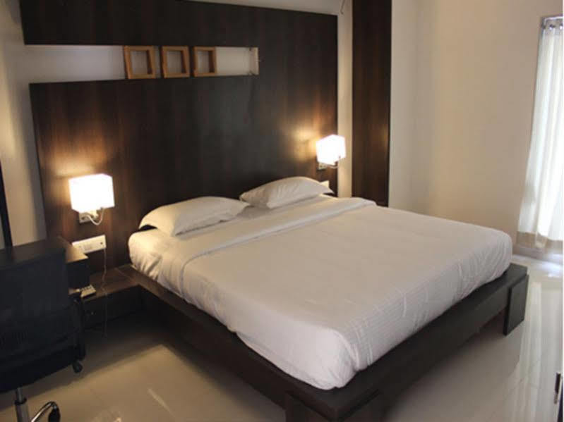ג'ונגאדה Hotel Magnum Inn מראה חיצוני תמונה